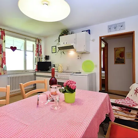Lägenhet Country-style Flat With Garden *